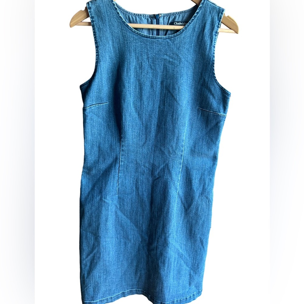 Chadwicks of Boston Dress Womens Size 8 Blue Denim Sleeveless Below Knee Casual